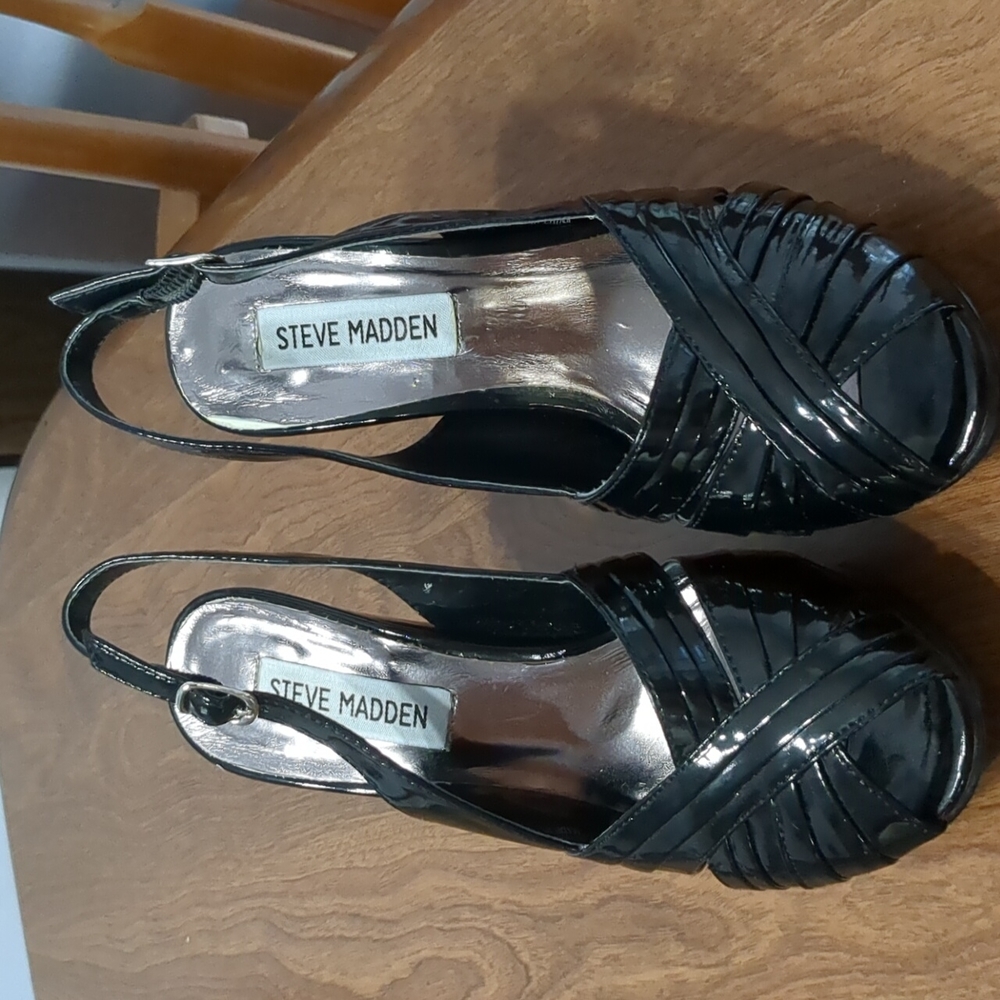 Steve Madden size 6m Black Color - Picture 3 of 8